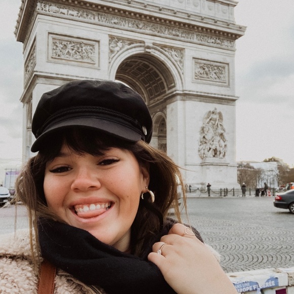 Meet your Posher, Jessica - Picture 12 of 16